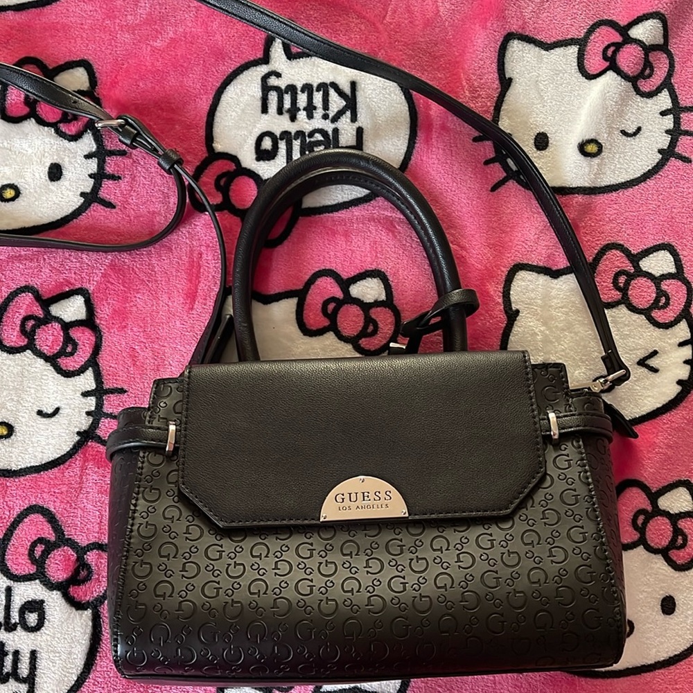 guess scheana logo embossed tote bag with detachable strap. in black.